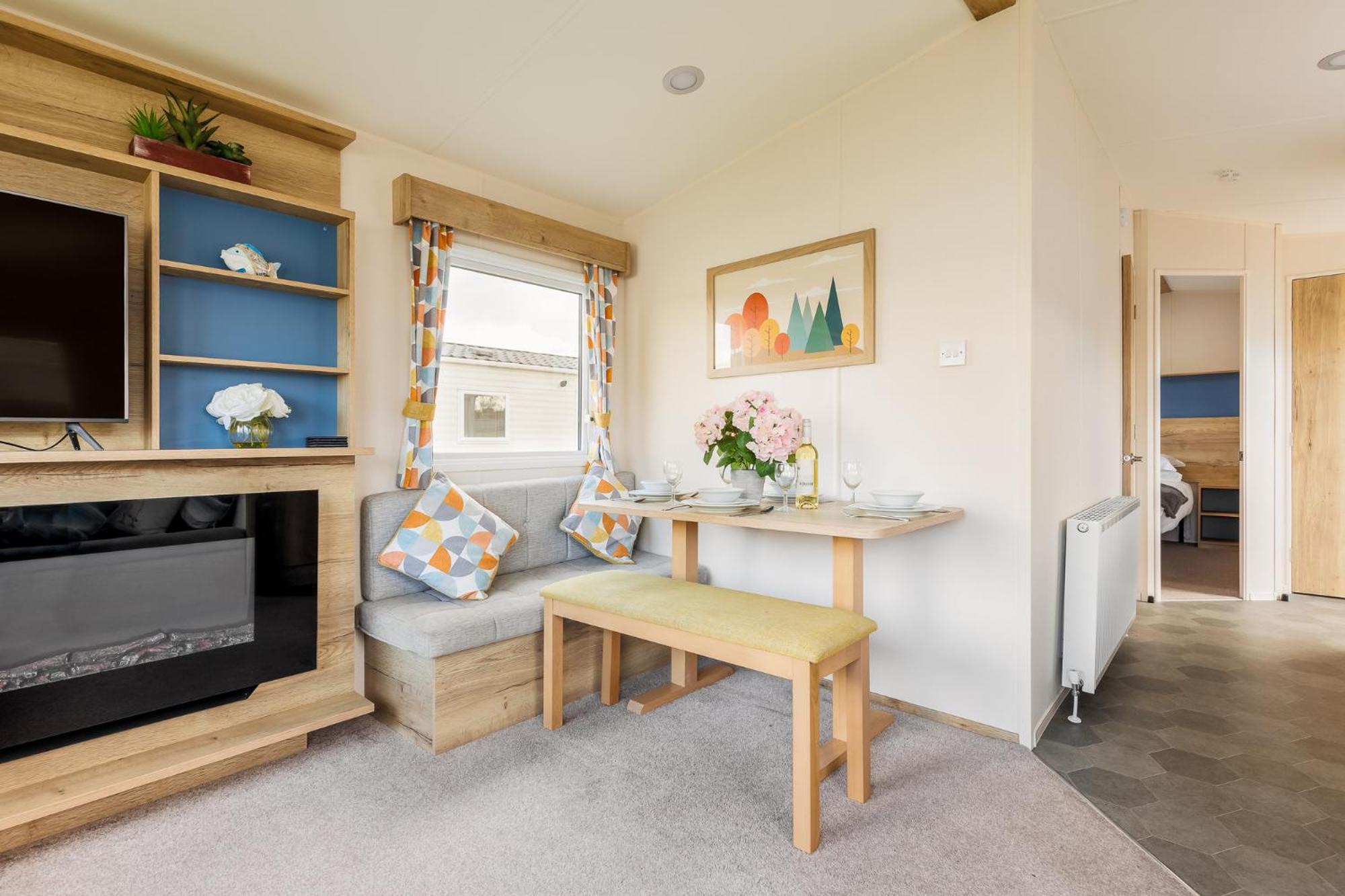 Club Tropicana Poole Bagian luar foto